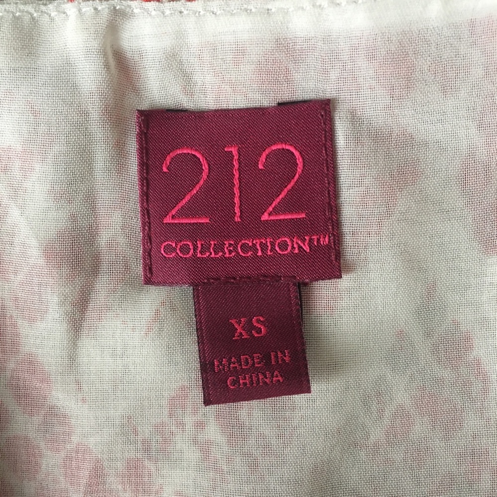 NWOT 212 Collection Layered Ruffle Front Tank - Picture 3 of 3